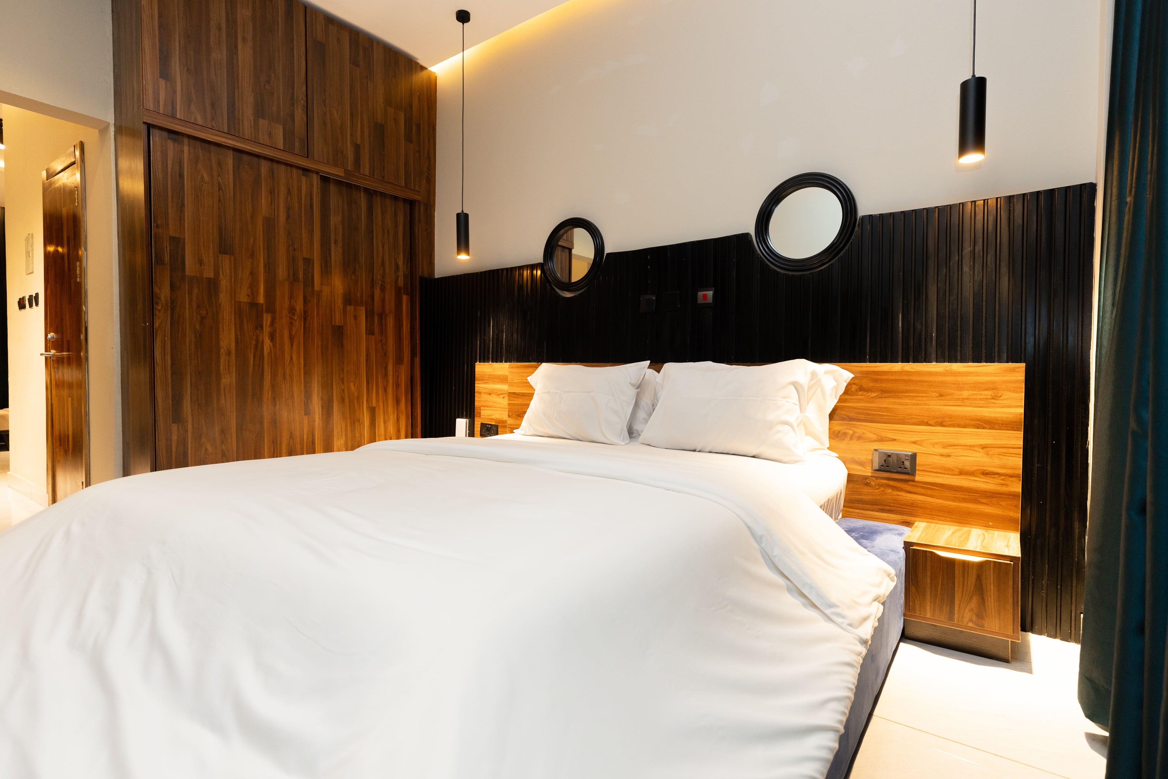 executive kai seed room